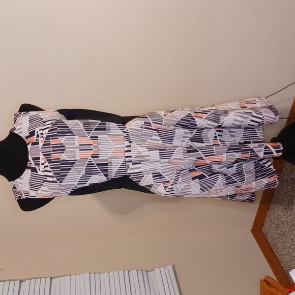 Mossimo Supply Co. Dresses & Skirts - Geometric print Midi Dress